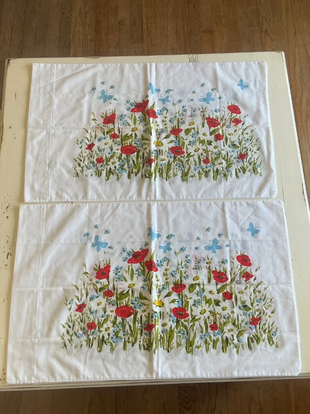 Vintage Morgan Jones Bonnie Bouquet red poppies fitted sheet & pillowcases